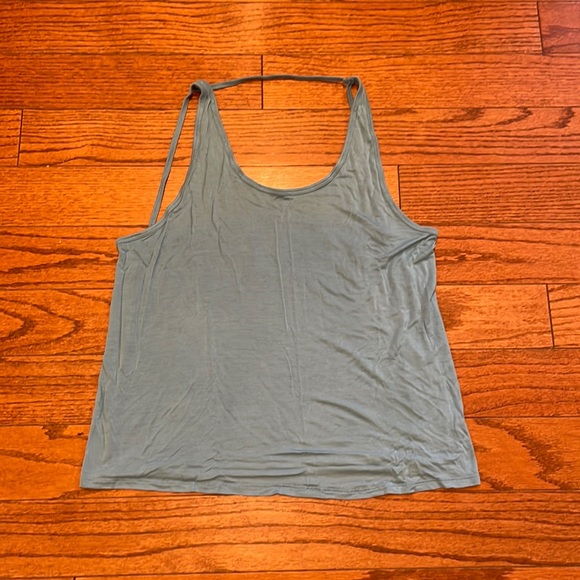 Alo Yoga Breathe Tank Medium - Picture 2 of 5